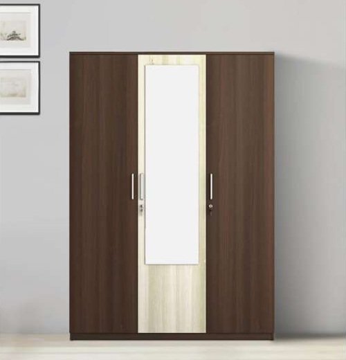 Compact Wardrobe